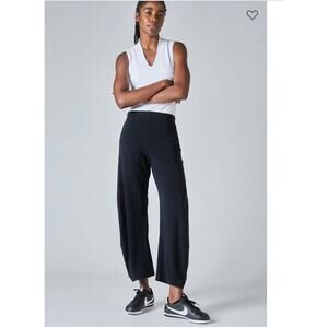 RUTI  On The Loose Work Pants Size 1 Black Tapered Ankle-Length Elastic Waist